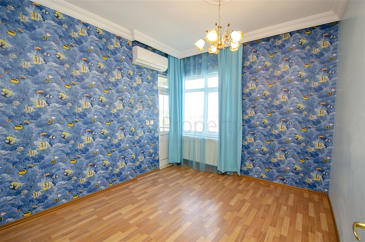 Просторные квартиры 3+1 с мебелью 1 км до моря в Ларе Анталья