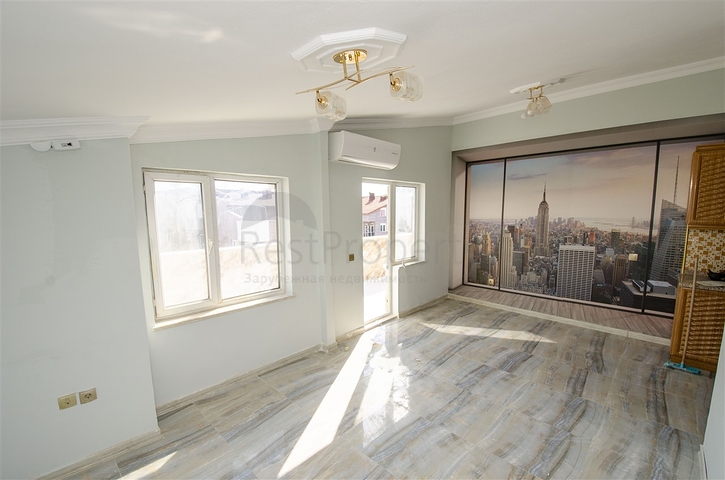 Просторные квартиры 3+1 с мебелью 1 км до моря в Ларе Анталья