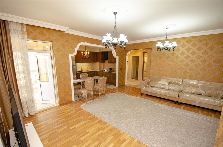 Просторные квартиры 3+1 с мебелью 1 км до моря в Ларе Анталья