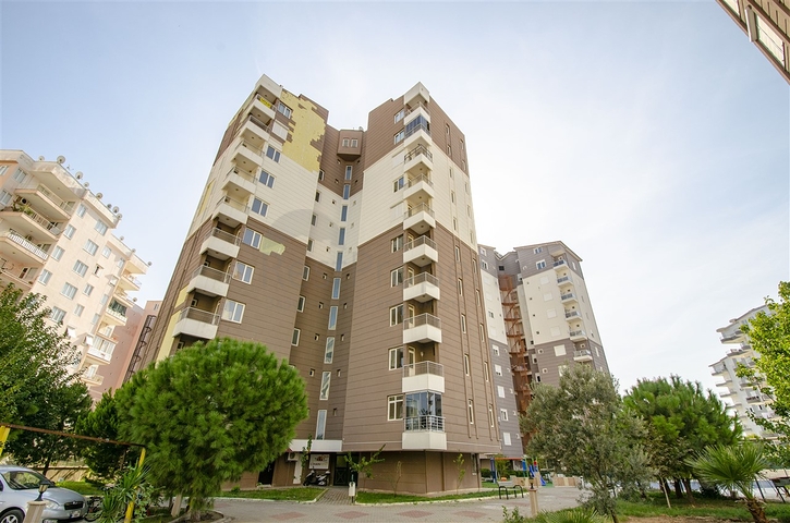 Просторные квартиры 3+1 с мебелью 1 км до моря в Ларе Анталья