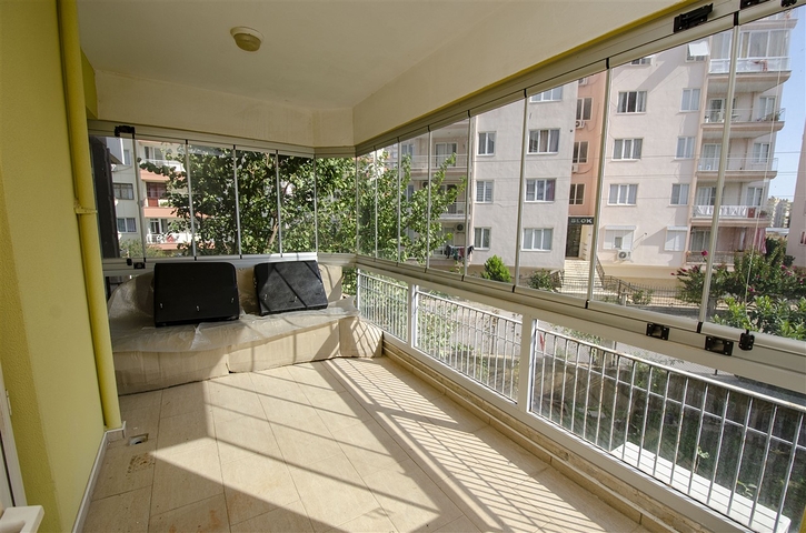 Просторные квартиры 3+1 с мебелью 1 км до моря в Ларе Анталья