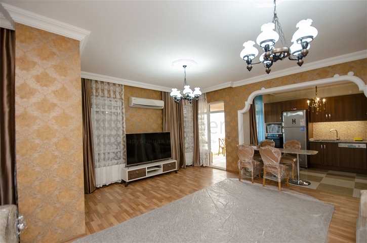 Просторные квартиры 3+1 с мебелью 1 км до моря в Ларе Анталья