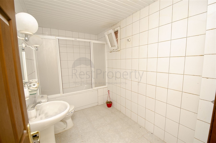 Просторные квартиры 3+1 с мебелью 1 км до моря в Ларе Анталья