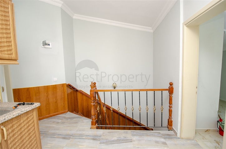 Просторные квартиры 3+1 с мебелью 1 км до моря в Ларе Анталья