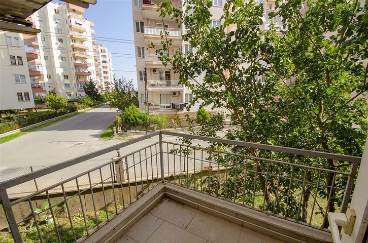 Просторные квартиры 3+1 с мебелью 1 км до моря в Ларе Анталья