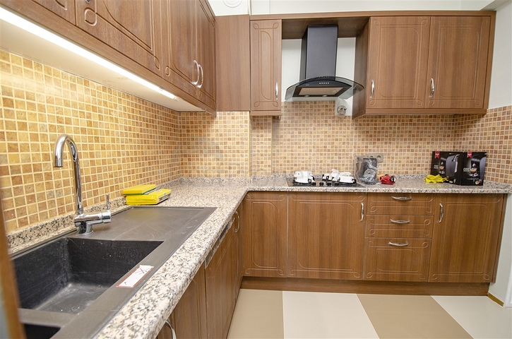 Просторные квартиры 3+1 с мебелью 1 км до моря в Ларе Анталья