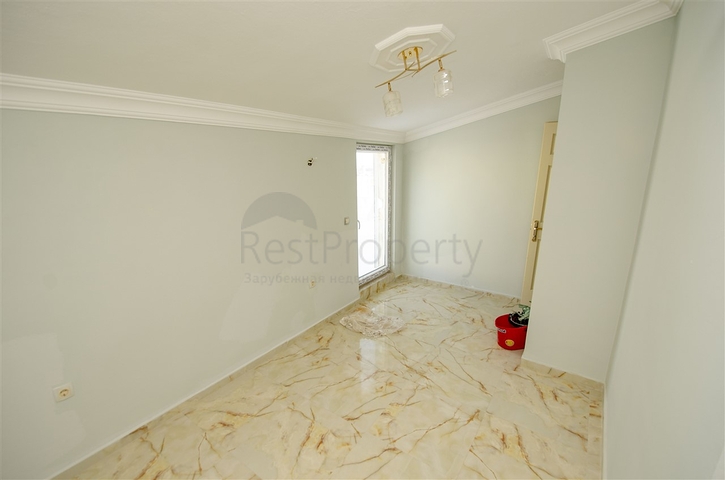 Просторные квартиры 3+1 с мебелью 1 км до моря в Ларе Анталья