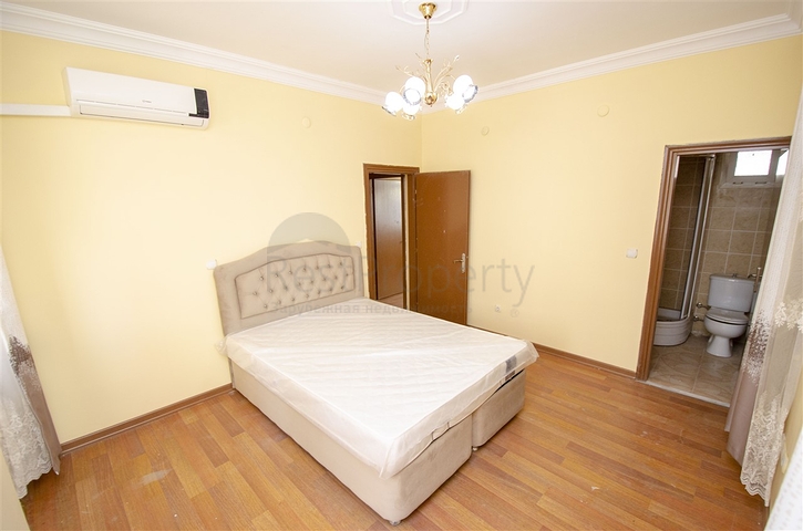 Просторные квартиры 3+1 с мебелью 1 км до моря в Ларе Анталья