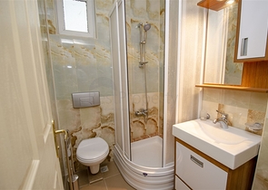 Просторные квартиры 3+1 с мебелью 1 км до моря в Ларе Анталья