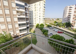 Просторные квартиры 3+1 с мебелью 1 км до моря в Ларе Анталья