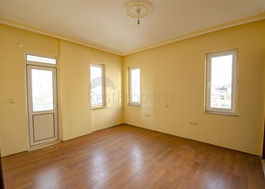 Просторные квартиры 3+1 с мебелью 1 км до моря в Ларе Анталья