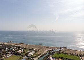 Просторные квартиры 3+1 с мебелью 1 км до моря в Ларе Анталья