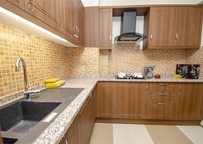 Просторные квартиры 3+1 с мебелью 1 км до моря в Ларе Анталья