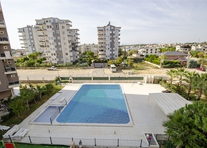 Просторные квартиры 3+1 с мебелью 1 км до моря в Ларе Анталья