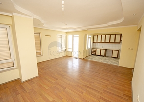 Просторные квартиры 3+1 с мебелью 1 км до моря в Ларе Анталья