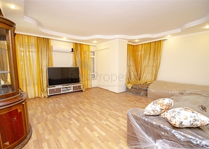 Просторные квартиры 3+1 с мебелью 1 км до моря в Ларе Анталья