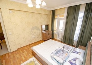 Просторные квартиры 3+1 с мебелью 1 км до моря в Ларе Анталья