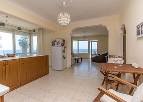 Апартаменты с шикарным видом на море в Махмутлар