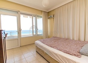 Апартаменты с шикарным видом на море в Махмутлар