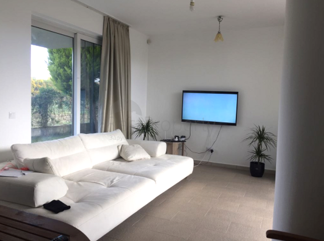 Вилла 3+1 с новой мебелью рядом с гольф полем в центре Белека