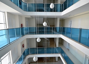 Квартира-студия в современном комплексе в Авсалларе