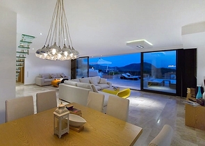 Новая просторная вилла для большой семьи в Калкан