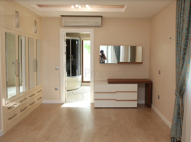 Вилла с мебелью в окружении горной природы в Анталии