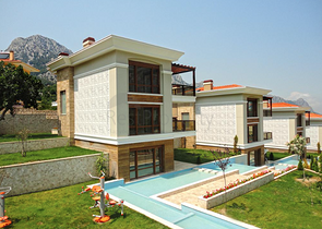 Вилла с мебелью в окружении горной природы в Анталии