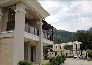 Вилла с мебелью в окружении горной природы в Анталии