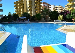 Квартира с большой площадью у самого берега моря