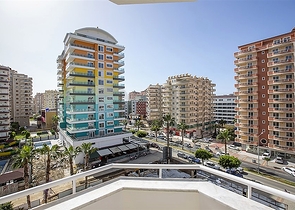 Большая квартира у моря по выгодной цене