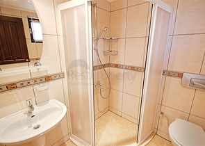 Меблированная уютная вилла с видом на море