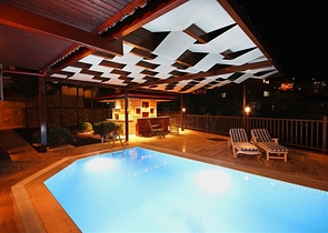 Меблированная уютная вилла с видом на море