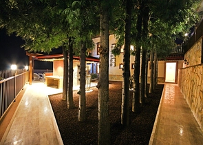 Меблированная уютная вилла с видом на море