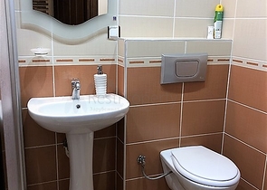 Меблированные апартаменты на первой линии в Махмутларе