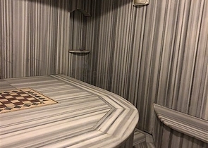 Меблированные апартаменты на первой линии в Махмутларе