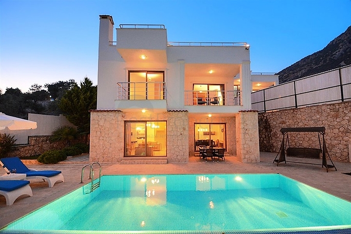 Меблированная вилла в атмосферном Калкане