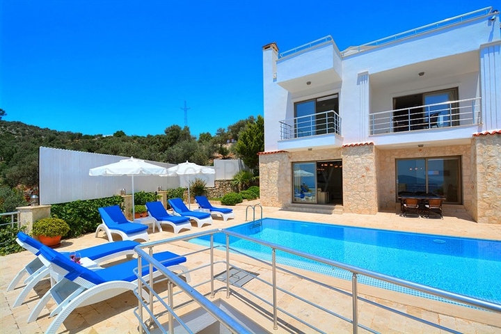 Меблированная вилла в атмосферном Калкане