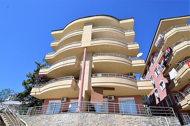 Меблированные апартаменты 2+1 в центре Алании