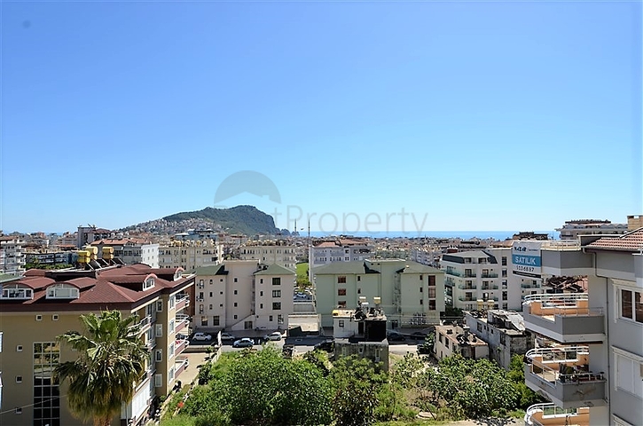 Меблированные апартаменты 2+1 в центре Алании