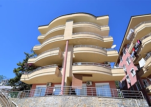 Меблированные апартаменты 2+1 в центре Алании