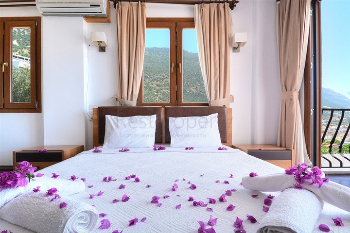 Уютная двухэтажная вилла в Калкане