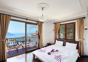 Уютная двухэтажная вилла в Калкане