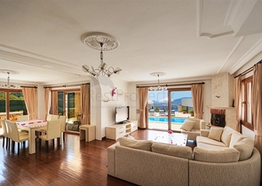 Уютная двухэтажная вилла в Калкане