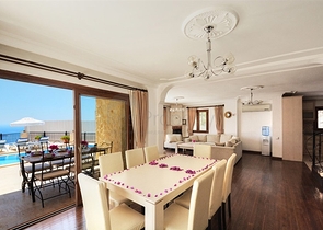 Уютная двухэтажная вилла в Калкане