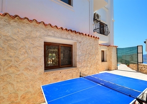 Уютная двухэтажная вилла в Калкане