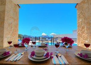 Уютная двухэтажная вилла в Калкане