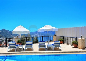 Уютная двухэтажная вилла в Калкане