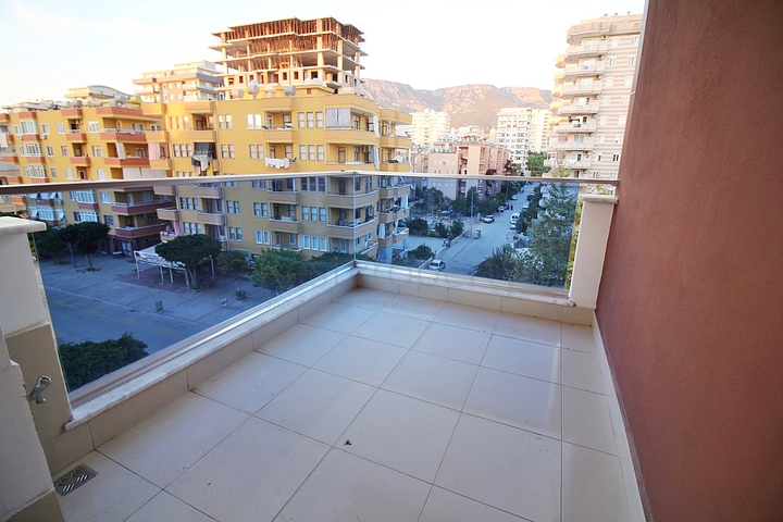 Апартаменты в новом комплексе Махмутлара