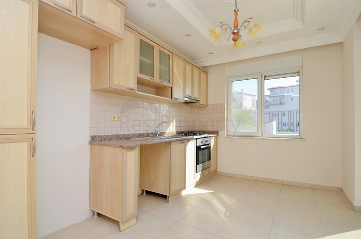 Трёхкомнатные апартаменты в районе Оба